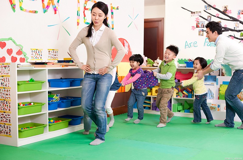 幼兒園室內游戲活動開展 21.jpg 幼兒園室內游戲活動開展 21.jpg